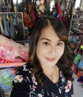 Dating Woman Thailand to Si Chang Mai : Dar, 46 years
